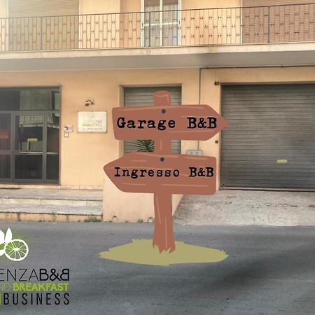 L'Essenza B&B Reggio di Calabria Eksteriør billede