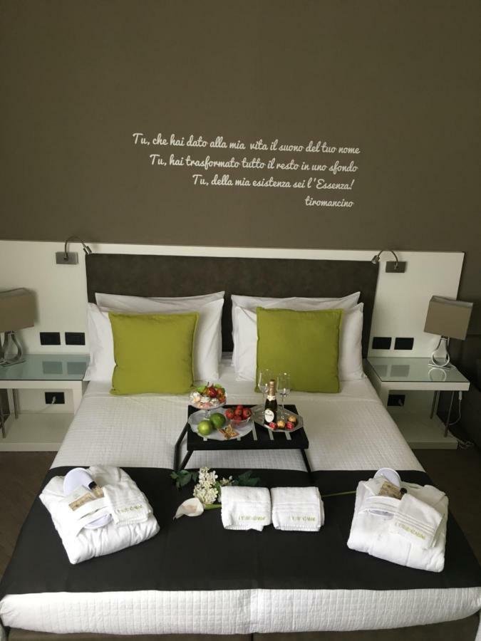 L'Essenza B&B Reggio di Calabria Eksteriør billede