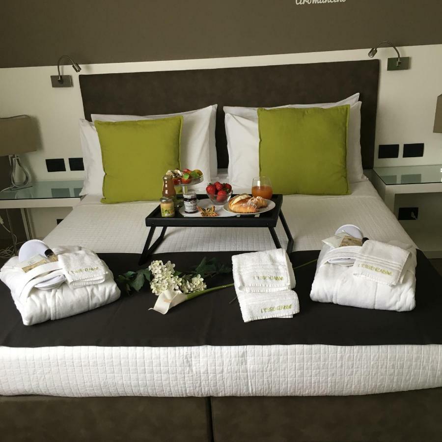 L'Essenza B&B Reggio di Calabria Eksteriør billede