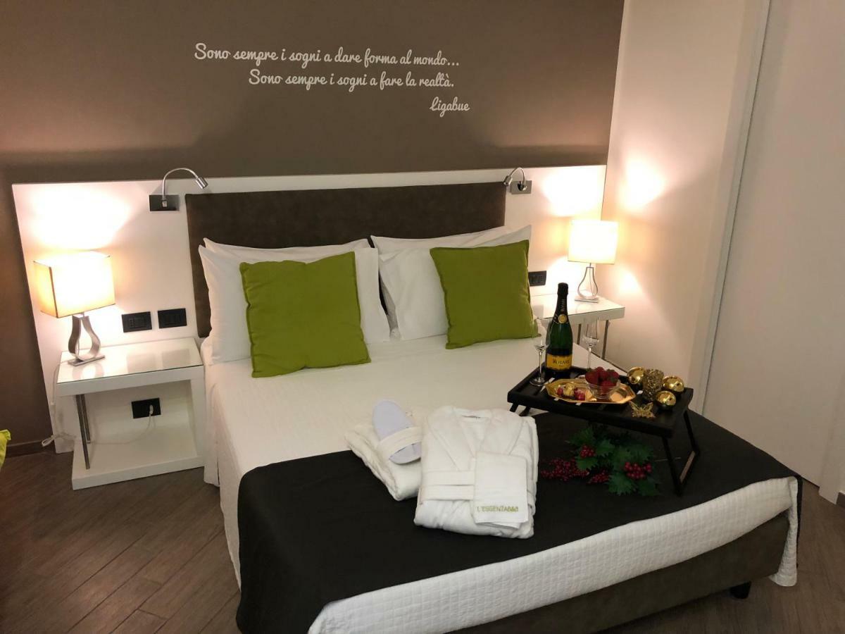 L'Essenza B&B Reggio di Calabria Eksteriør billede